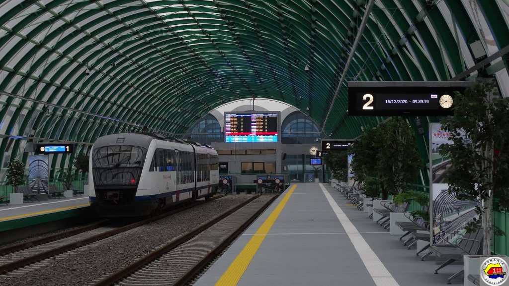 Ce se întâmplă pe noua rută Gara de Nord - Aeroport, operată de clujenii de la Transferoviar