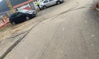 Floreştenii de pe strada Valea Gârboului sunt îngroziţi. Şantierul vecin avansează nestingherit, iar lor le fuge pământul de sub picioare