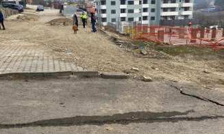 Floreştenii de pe strada Valea Gârboului sunt îngroziţi. Şantierul vecin avansează nestingherit, iar lor le fuge pământul de sub picioare