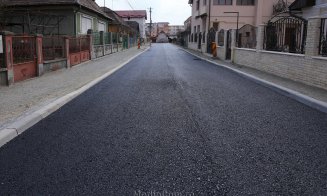 S-a turnat asfaltul pe strada Amurgului din Turda