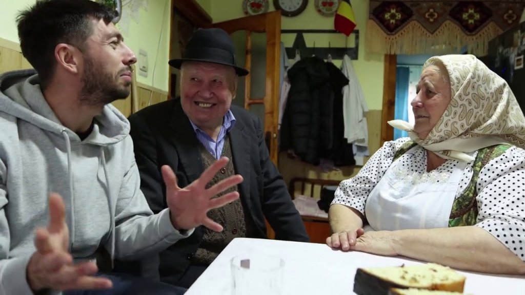 A murit Nenea Sandu, bunicul din clipurile lui Mircea Bravo