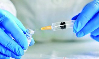 Românul mort după vaccinare a primit o doză AstraZeneca din lotul ABV2856