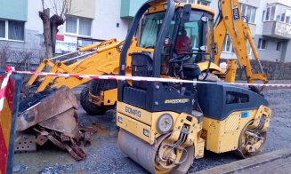 Se lucrează de zor în Mănăştur la locurile de parcare care vor înlocui garajele de cartier demolate recent
