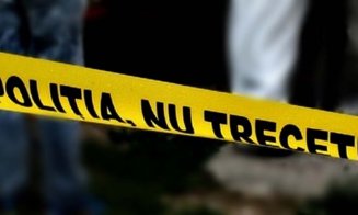 CRIMĂ oribilă la Cluj! Mamă ucisă cu toporul de propriul fiu