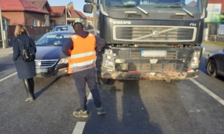 Accident în Florești. Implicate, un camion și o mașină