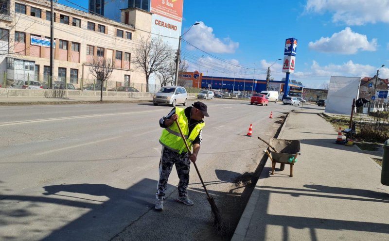 Acțiuni de curățenie stradală la Turda. Ce trebuie să știe participanții la trafic