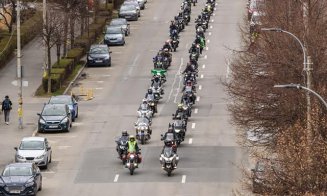 Spectacol motoristic pe străzile Clujului. Au rulat "cot la cot" cu polițiștii
