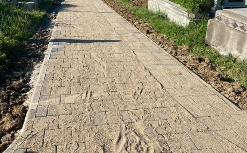 Înmormântare sinistră, de 1 aprilie. Au luat alt mort de la spital!