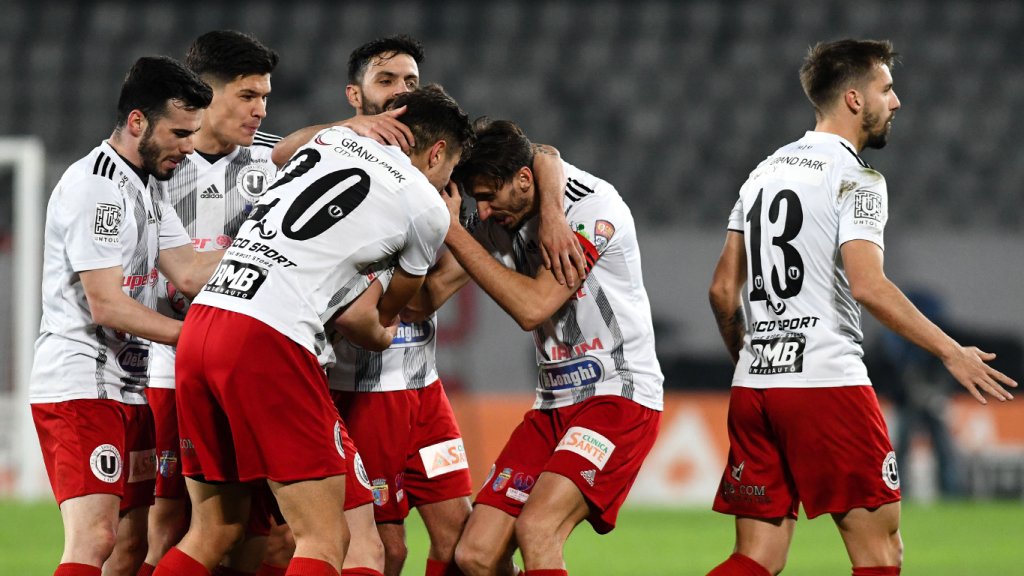 "Roberto Carlos de România" joacă la "U" Cluj. Fotbaliştii au dedicat golurile de la Slatina memoriei lui Remus Câmpeanu