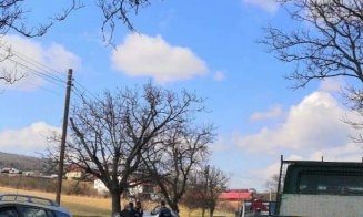 Încă o mașină răsturnată la Cluj. "Fără victime, au fugit toți"