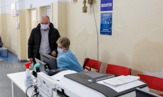 Emil Boc și-a făcut rapelul cu vaccinul de la AstraZeneca: „Totul a evoluat normal”