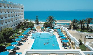 Experiment în Rodos: 8 zile într-un resort pentru a testa riscul unei vacanțe în pandemie. Turiştii nu au voie pe plajă