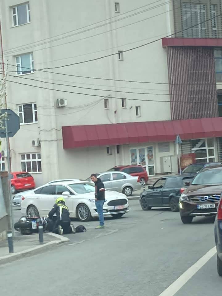 Motociclist lovit de mașină pe Aurel Suciu
