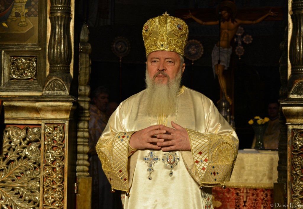 Pastorala de Paște a Mitropolitului Andrei: "Hristos a înviat din morți cu moartea pe moarte călcând și înviind din morți, ne va învia și pe noi"