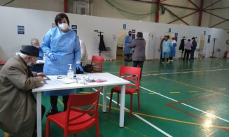 Centrele de vaccinare din Cluj, deschise și de Paşte. Câte locuri sunt disponibile