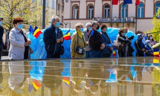 Cum a fost sărbătorită Ziua Europei la Cluj. Muzică militară și baloane colorate în Piața Unirii