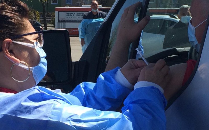 RECORD de vaccinări zilnice la drive-thru în Cluj-Napoca