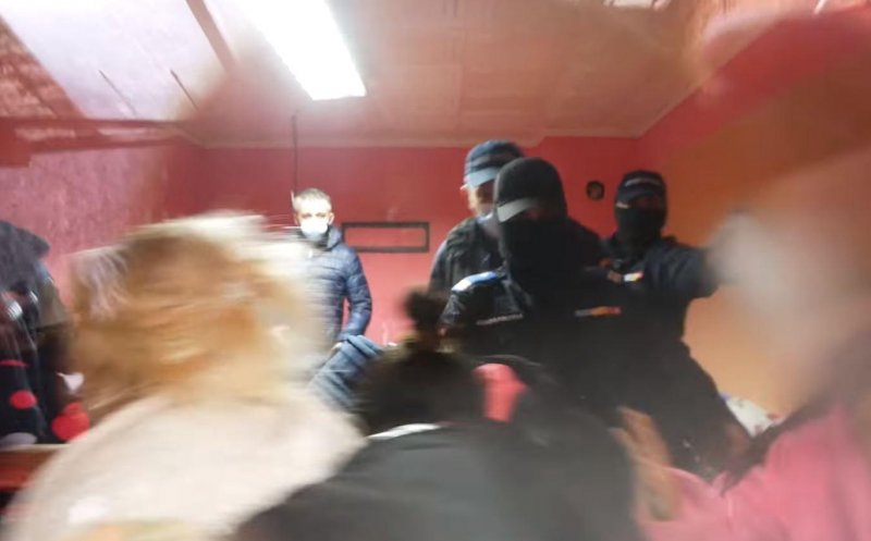 Municipaliatea, despre evacuarea forțată: ''Au avut posibilitatea de a fi găzduite la Centrul social sau ajutor la plata chiriei''
