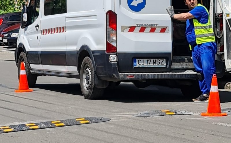 Au răsărit noi limitatoare de viteză în Cluj-Napoca: "Ce tot limitaţi măi, doar nu conducem trotinete... Şi ăia ne depăşesc mai nou"