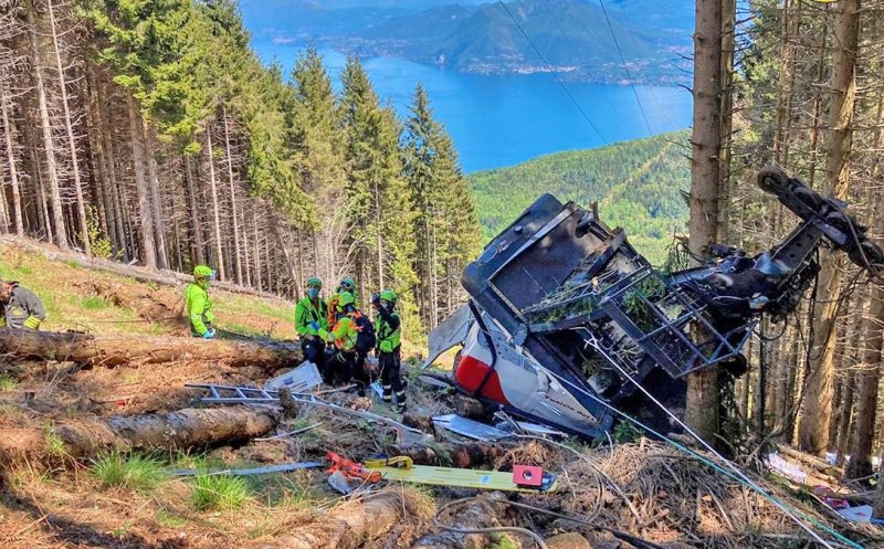 Român, martor la discuția dintre mecanicii care au făcut reparații la telecabina din Italia, înainte de accidentul în care au murit 14 oameni