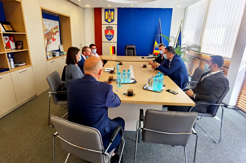 Cum atrage Bacăul investitori în parcul industrial. "Nu vom repeta greșelile Clujului"