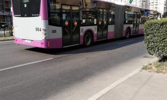 Cine îi dă jos pe cei fără mască din autobuzele CTP? Nimeni. Clujenii se simt în pericol şi sunt revoltaţi