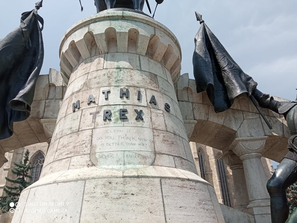 Statuia lui Matei Corvin, vandalizată din nou