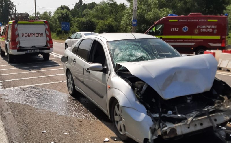 Accident în Feleacu. O tânără a ajuns la spital