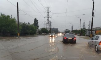 Noi avertizări de inundații în aproape toată țara. La Cluj, COD PORTOCALIU