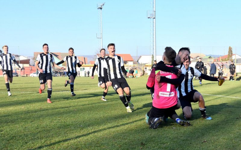 Topul academiilor de fotbal din România. Două echipe din Cluj în primele 20