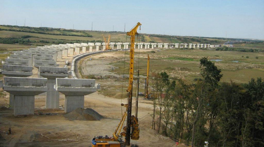 Încă un eșec pentru Autostrada Transilvania: Licitație anulată pentru tronsonul pe unde au ratat şi americanii de la Bechtel