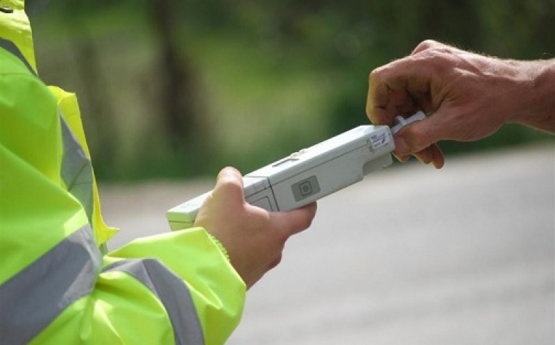 Accident în Cluj: Un şofer BĂUT s-a răsturnat cu maşina, iar acum are DOSAR PENAL