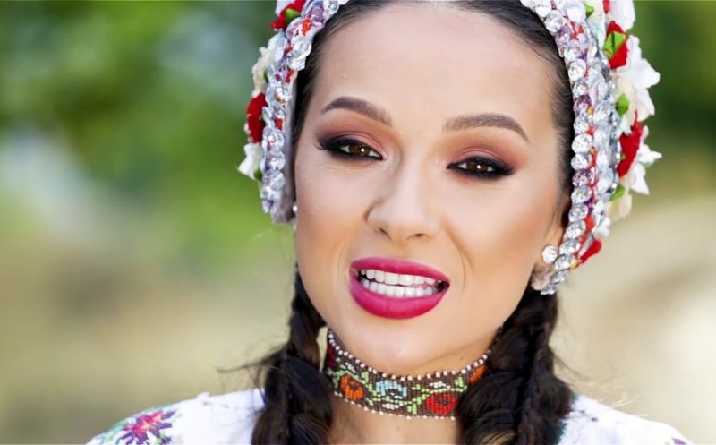 Vlăduța Lupău a ajuns la estetician. Ce intervenţie şi-a făcut cântăreaţa din Cluj