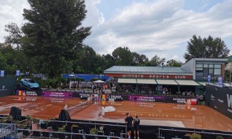 Ploaia a stricat planurile organizatorilor Winners Open. Terenul central a fost inundat