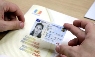 Cum arată noul buletin electronic, lansat in premiera la Cluj-Napoca. Includer funcţionalitatea cardului de sănătate şi unele servicii  e-guvernare