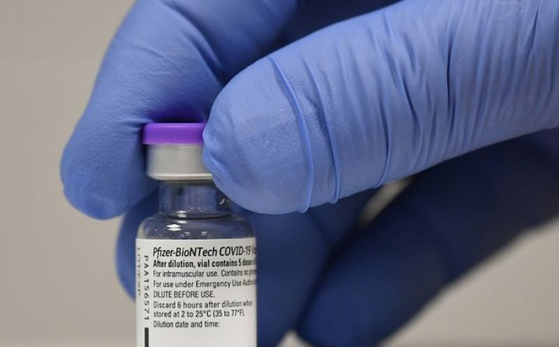 România începe să-și vândă din vaccinurile anti-COVID nefolosite. Cine ar fi cumpărat 700.000 de doze