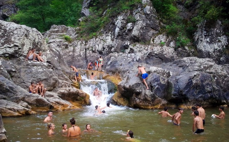 Destinaţie de weeken în Cluj: Cascada Ciucaș