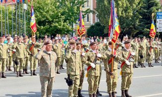 Ceremonie militară în centrul Clujului. Divizia 4 Infanterie „Gemina” a aniversat 105 ani