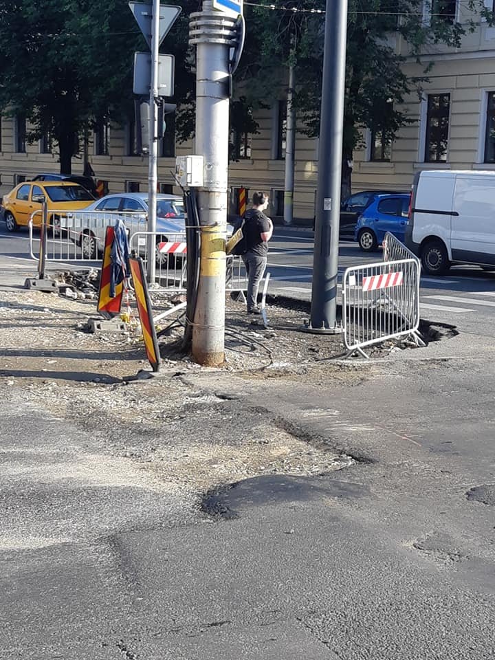Clujenii s-au săturat de şantierul de pe 21 Decembrie: "Ce ziceți domnule primar Emil Boc, ne ajutați?"