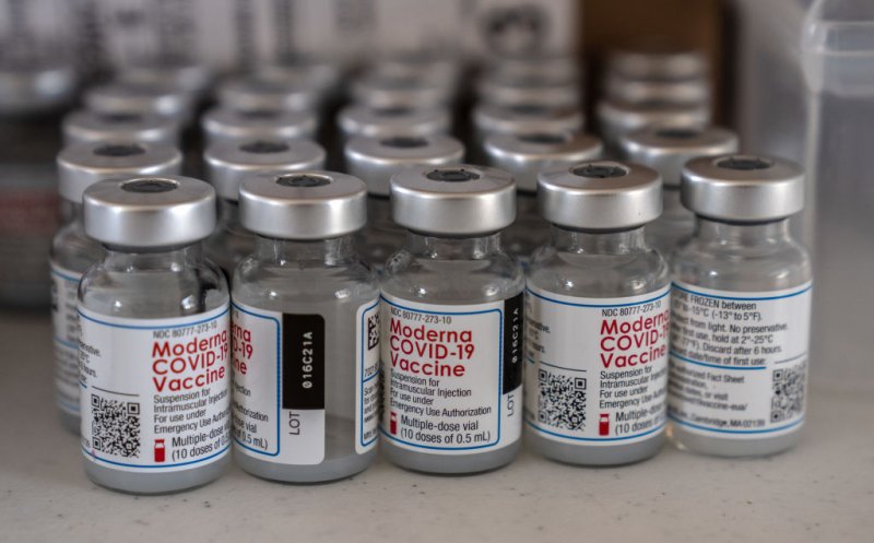 Sosește în țară o nouă tranşă de vaccin anti-COVID de la Moderna