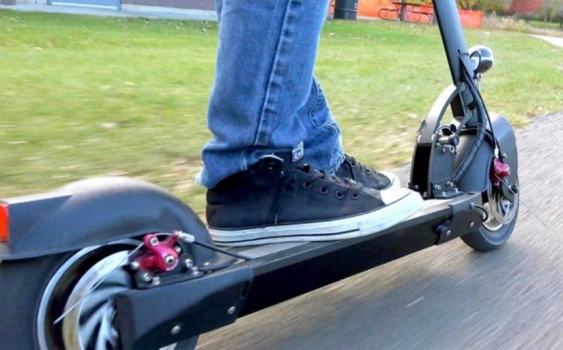 Razie în trafic cu sute de amenzi la Cluj-Napoca. În vizor, vitezomanii, bicicliștii și trotinetiștii