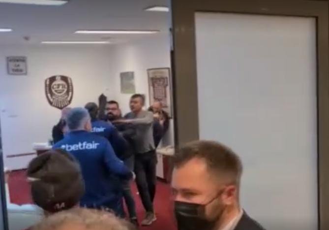 A fost deschis dosar penal, după bătaia din vestiarul celor de la CFR Cluj