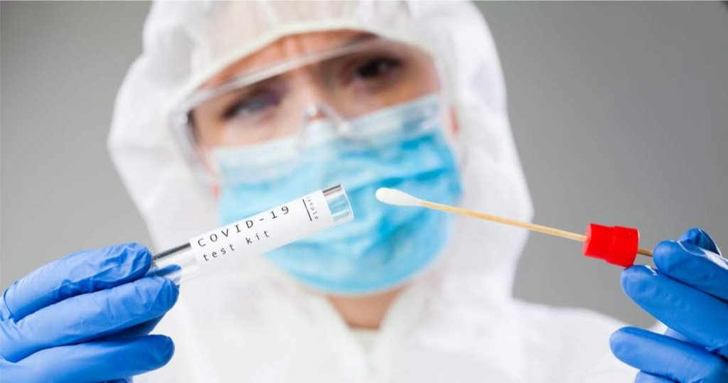 Pompierii, angajaţii din sistemul de urgenţă şi ai centrelor rezidenţiale nevaccinaţi ar putea fi obligaţi să se testeze