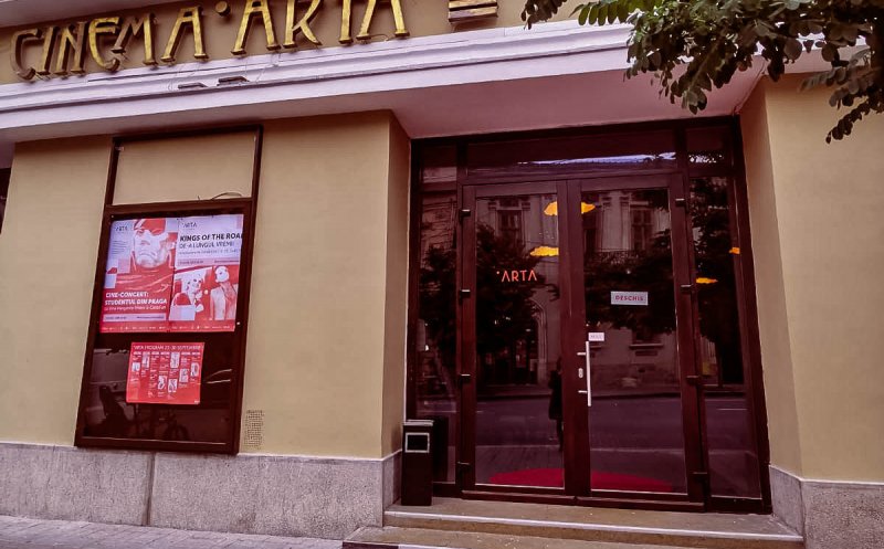 S-a redeschis cinema ARTA, cu o cafenea în foaier. VEZI PROGRAMUL filmelor