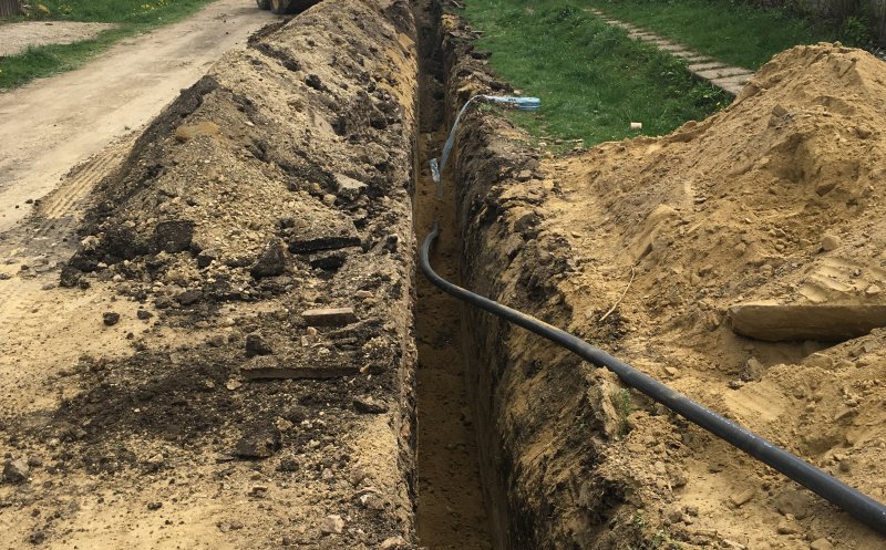 Au început lucrările de înlocuire a rețelei de apă într-o localitate clujeană