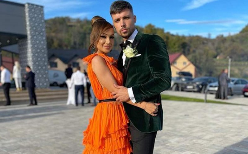 Vlăduța Lupău și Adi Rus, nași de cununie. Ţinuta spectaculoasă a cântăreţei şi încălţările numai bune de joc
