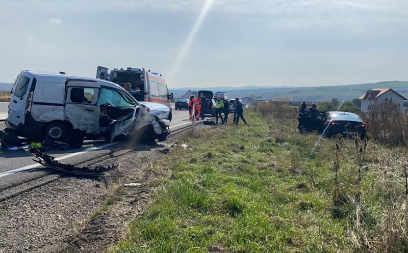 Accident pe Cluj - Turda. Două persoane transportate la spital