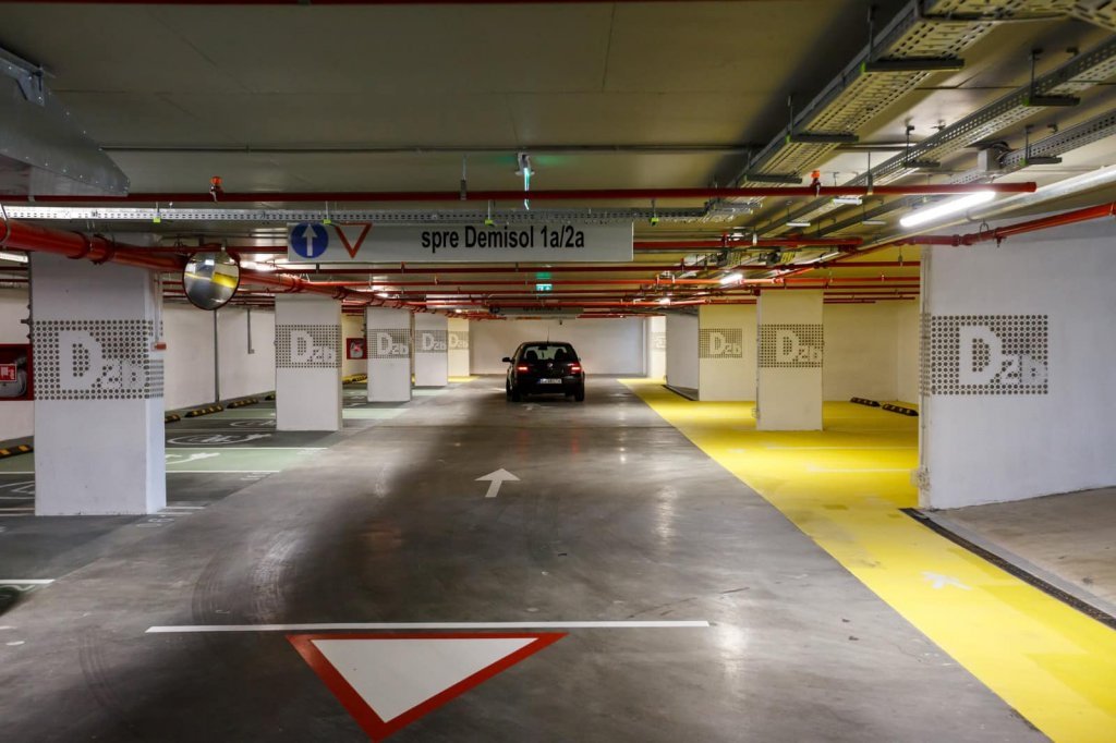 Noul parking din Hașdeu. Cum arată și cât costă un abonament