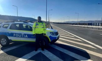 Poliţist din Cluj, în ajutorul un ucrainean rămas fără benzină pe autostradă