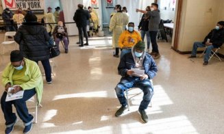 Vaccinarea anti-COVID devine obligatorie în New York pentru toţi angajaţii publici
